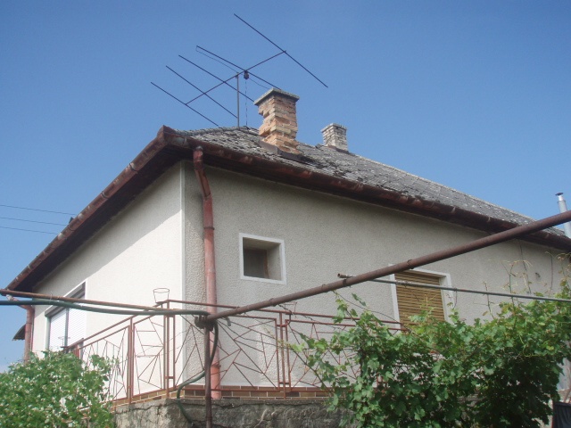 DRAŽBA 09.09.2016 o 10.00 hod., rodinný dom Nové Zámky, okres Nové Zámky - náhľad