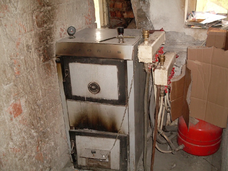 DRAŽBA 19.08.2014 o 10.00 hod., rodinný dom Čereňany, okres Prievidza - náhľad