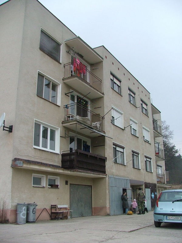 DRAŽBA 30.07.2014 o 10.00 hod., 4 izbový byt Tuchyňa, okres Ilava