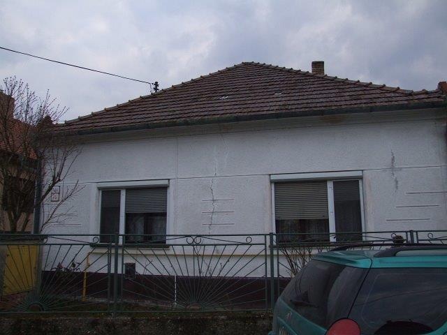 DRAŽBA 18.08.2014 o 10.00 hod., rodinný dom Topoľníky, okres Dunajská Streda - náhľad