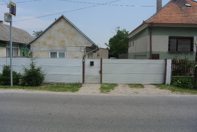 DRAŽBA 28.09.2015 o 13.00 hod., rodinný dom Gabčíkovo, okres Dunajská Streda