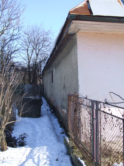 DRAŽBA 05.04.2012 o 10.30 hod., rodinný dom v Ložíne - náhľad