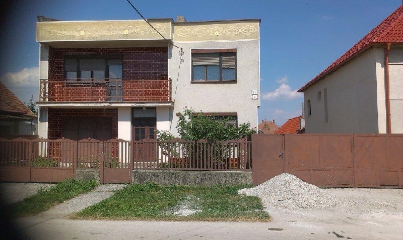 DRAŽBA 30.11.2015 o 13.00 hod., rodinný dom Topoľníky, okres Dunajská Streda