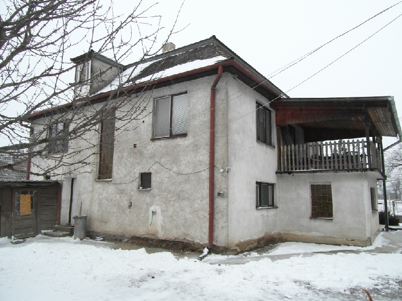 DRAŽBA 09.05.2017 o 11.00 hod., rodinný dom Čierna, okres Trebišov