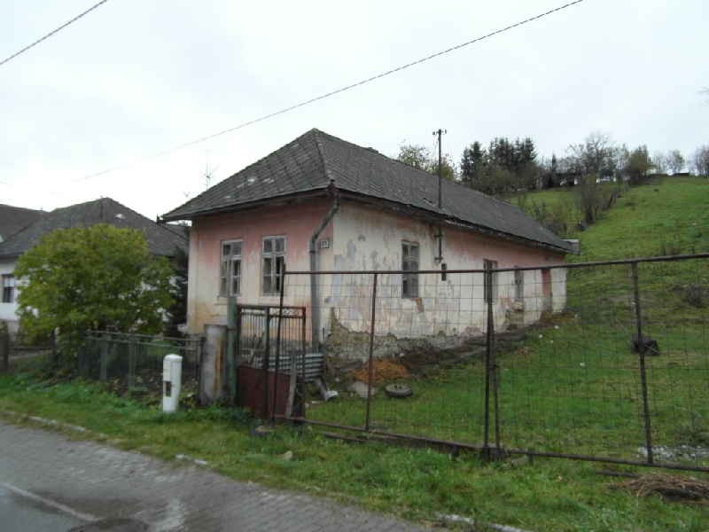 DRAŽBA 14.01.2015 o 11.00 hod., rodinný dom Dubovica, okres Sabinov