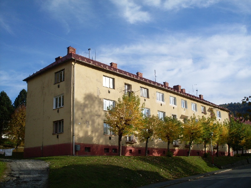 DRAŽBA 10.01.2013 o 11.00 hod., 2 izbový byt v Krompachoch, okres Spišská Nová Ves