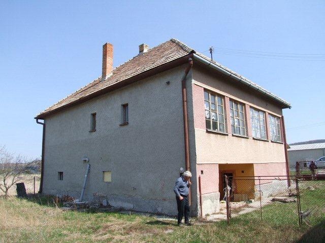 DRAŽBA 25.07.2012 o 11.00 hod., rodinný dom v Sklabinej - náhľad