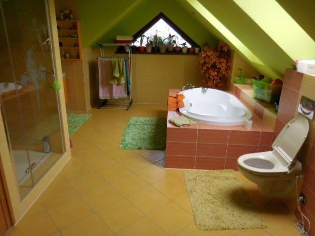 DRAŽBA 18.11.2019 o 11.00 hod., 1/2 rodinného domu Žilina, okres Žilina - náhľad