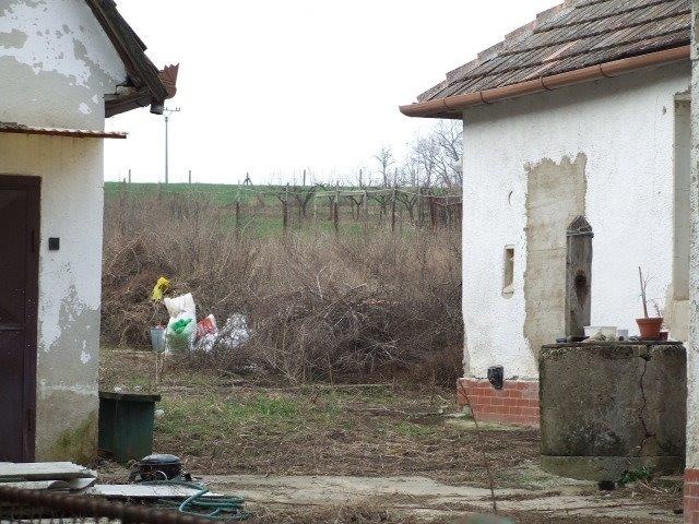 DRAŽBA 14.07.2015 o 10.00 hod., rodinný dom Kolta, okres Nové Zámky - náhľad
