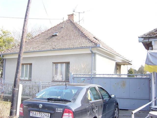 DRAŽBA 31.03.2011 o 10.00 hod., rodinný dom v obci Jahodná, okres Dunajská Streda - náhľad
