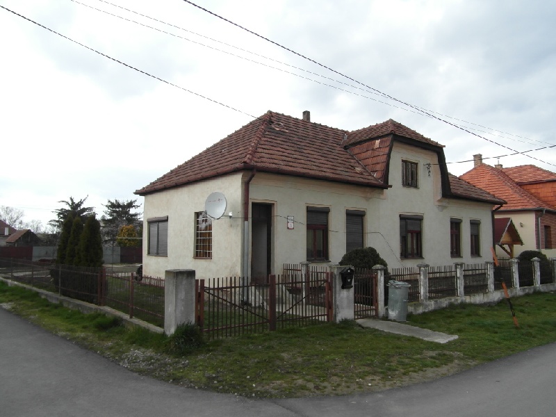 DRAŽBA 08.09.2014 o 11.00 hod., rodinný dom Chynorany, okres Partizánske - náhľad