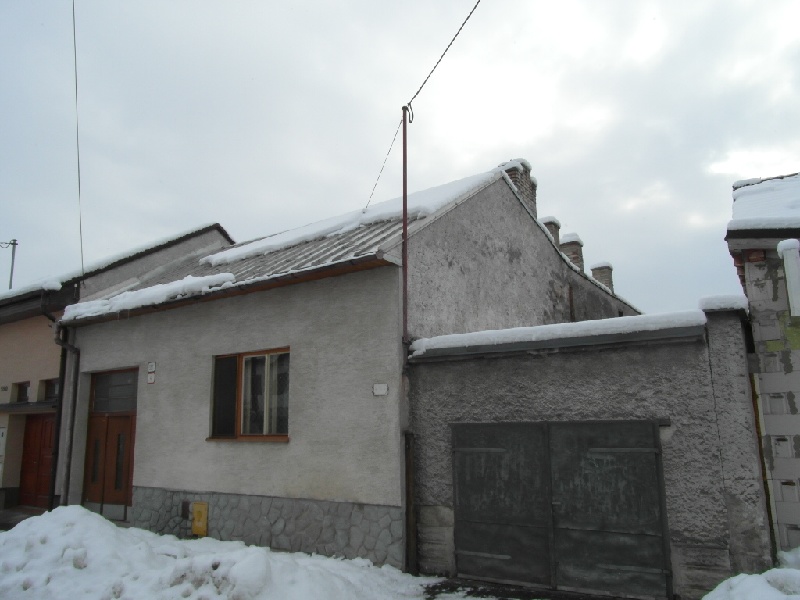 DRAŽBA 31.03.2015 o 10.00 hod., rodinný dom Rajec, okres Žilina