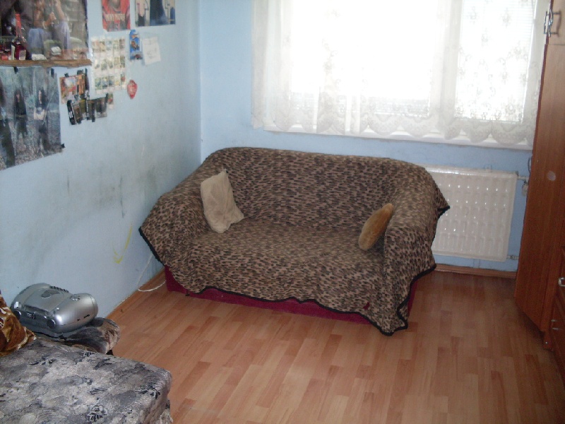 DRAŽBA 26.07.2012 o 10.00 hod., 3 izbový byt v Púchove - náhľad