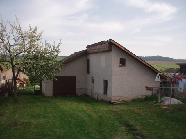 DRAŽBA 14.12.2015 o 13.00 hod., rodinný dom Štrba, okres Poprad - náhľad