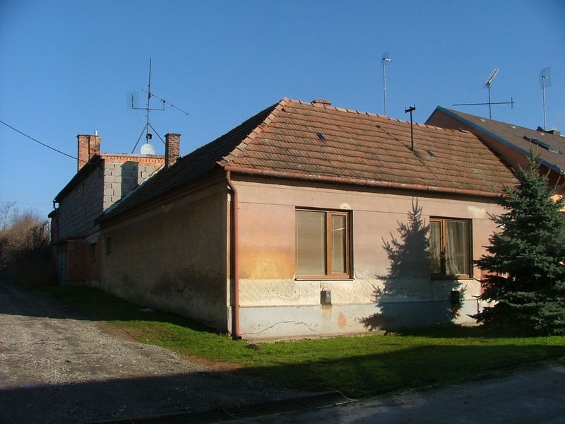 DRAŽBA 14.03.2013 o 11.00 hod., rodinný dom Dolná Krupá, okres Trnava