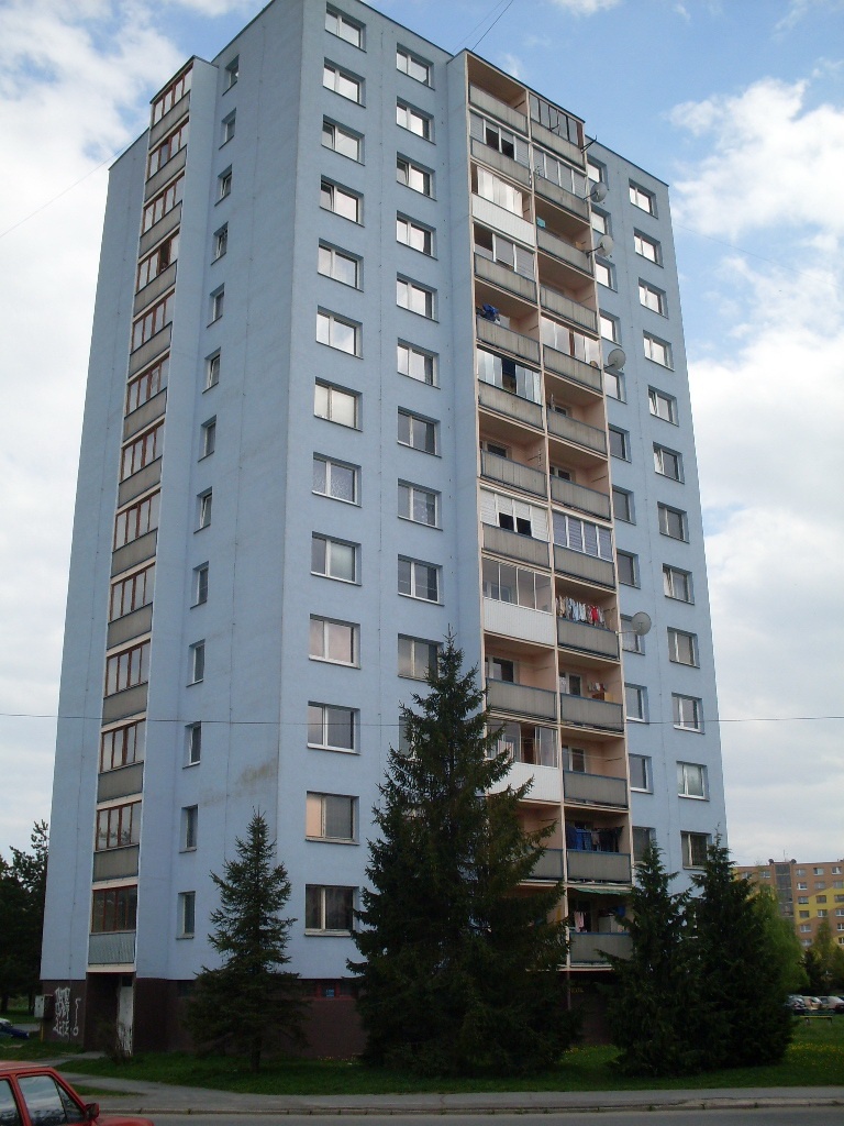 DRAŽBA 28.07.2011  10.00 hod., 3 izbový byt v Spišskej Novej Vsi