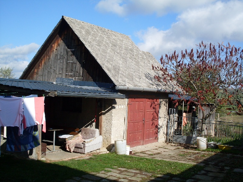 DRAŽBA 06.03.2013 o 11.00 hod., rodinný dom Kapušany, okres Prešov - náhľad
