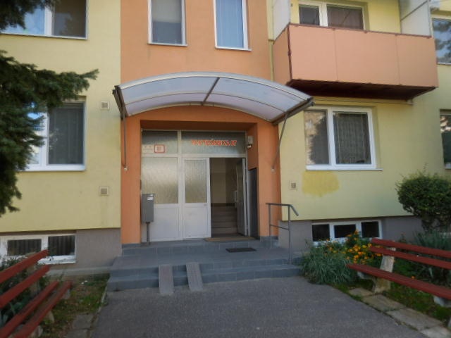 DRAŽBA 21.12.2021 o 12.00 hod., 3-izbový byt Nitra, okres Nitra - náhľad