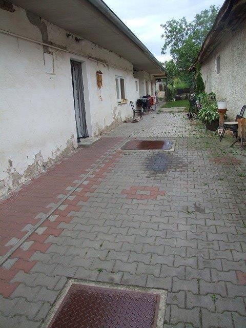 DRAŽBA 17.03.2015 o 10.00 hod., rodinný dom Hlohovec, okres Hlohovec - náhľad