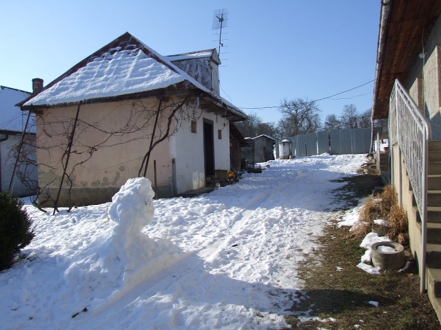 DRAŽBA 17.04.2012 o 10.00 hod., rodinný dom v Zemplínskej Teplici - náhľad