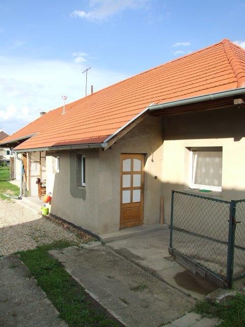 DRAŽBA 24.11.2014 o 11.00 hod., rodinný dom Šurany, okres Nové Zámky