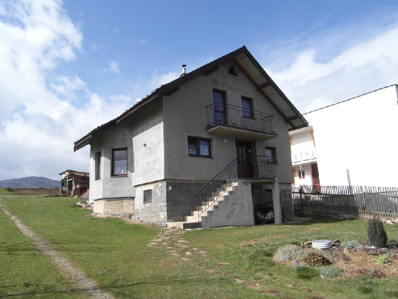 UPUSTENÉ!!! DRAŽBA 03.05.2016 o 10.00 hod., rodinný dom Víťaz, okres Prešov
