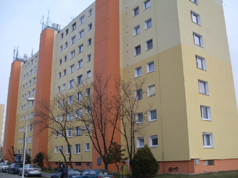 DRAŽBA 17.07.2012 o 13.00 hod., 1 izbový byt v Komárne
