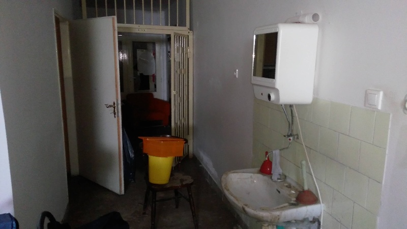DRAŽBA 24.10.2017 o 11.00 hod., predajňa elektro Bátorove Kosihy, okres Komárno - náhľad