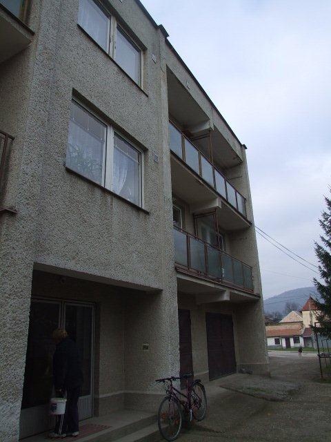 DRAŽBA 25.08.2014 o 10.00 hod., 4 izbový byt Gemerský Jablonec, okres Rimavská Sobota