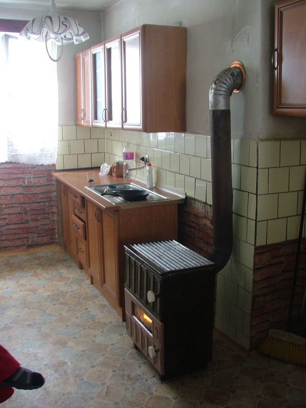 DRAŽBA 22.11.2011 o 13.00 hod., 1 izbový byt v Horných Orešanoch - náhľad