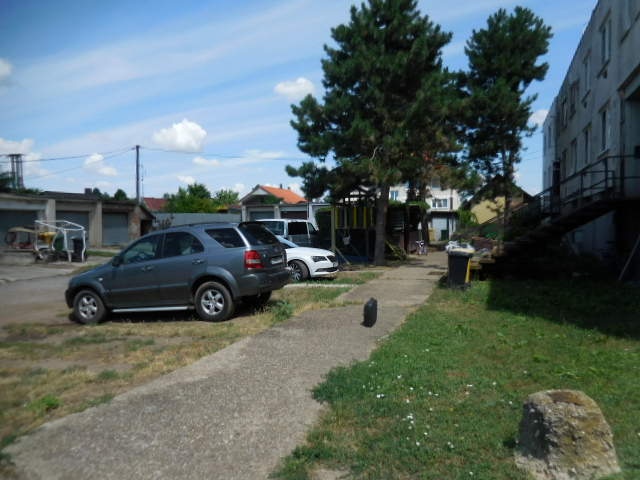 UPUSTENE!!!!!!DRAŽBA 26.09.2023 o 10.30, 3 - izbový byt, Trnovec nad Váhom, okres Šaľa - náhľad