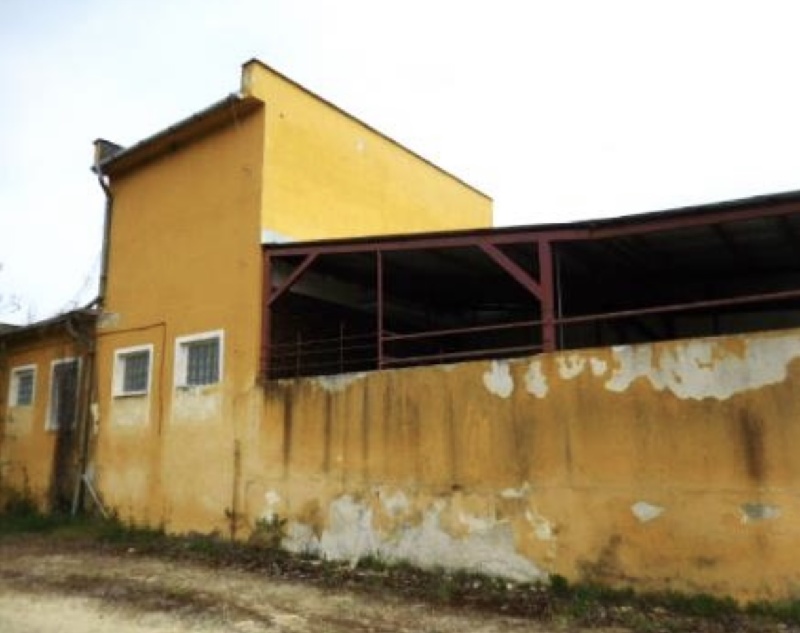 DRAŽBA 30.06.2023 o 11.00 hod., Stavba s pozemkami - Sverepec, okres Považská Bystrica