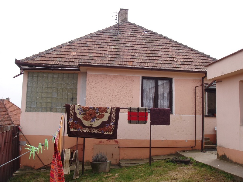 DRAŽBA 07.07.2015 o 13.00 hod., rodinnýdom, hospodárska budova, garáž Drietoma, okres Trenčín - náhľad
