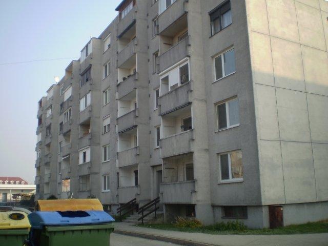 DRAŽBA 10.02.2015 o 10.00 hod., 4 izbový byt Zlaté Klasy, okres Dunajská Streda