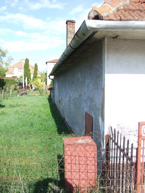 DRAŽBA 07.07.2014 o 10.00 hod., rodinný dom Bánov, okres Nové Zámky - náhľad