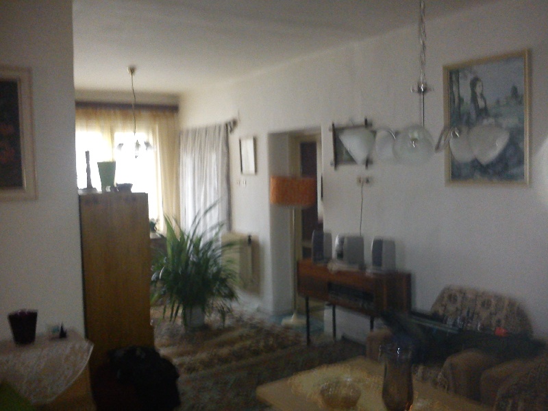 DRAŽBA 13.04.2015 o 14.00 hod., rodinný dom Kameničná, okres Komárno - náhľad