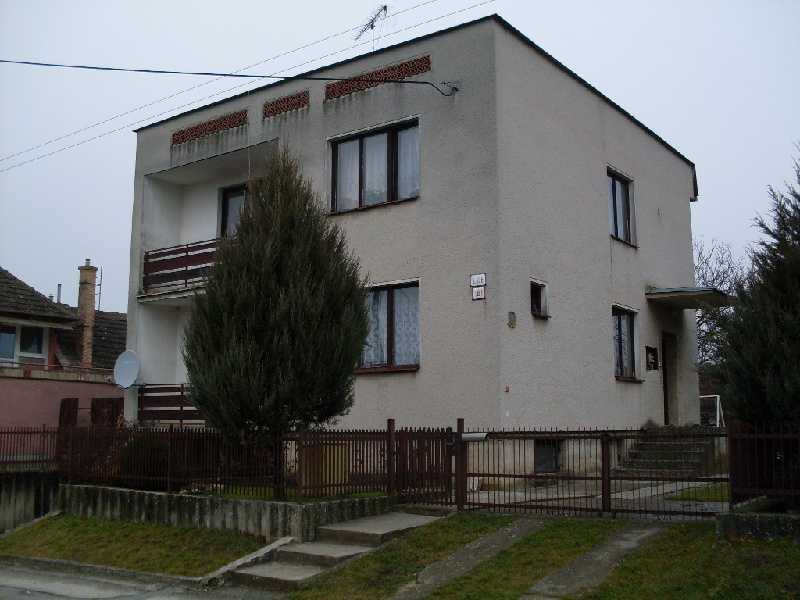 PRIPRAVUJEME rodinný dom v Dubnici nad Váhom - náhľad