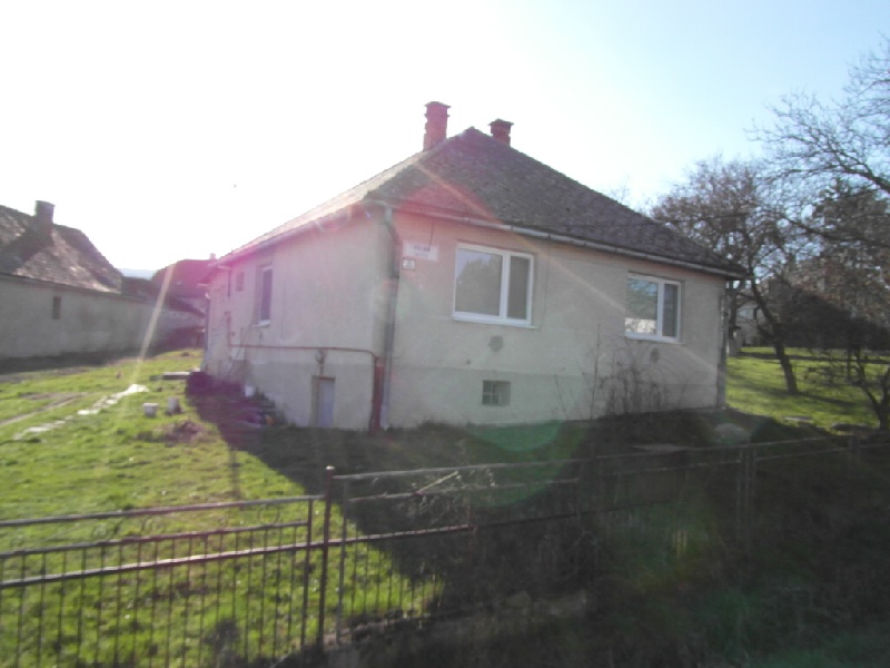 DRAŽBA 10.02.2016 o 11.00 hod., rodinný dom Slanec, okres Košice - okolie