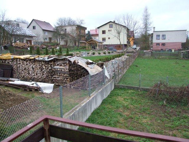 DRAŽBA 20.06.2012 o 10.00 hod., rodinný dom v Ovčiarisku - náhľad