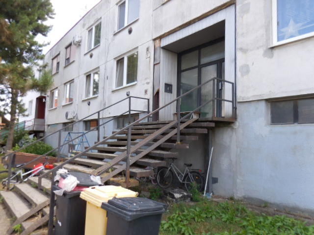 UPUSTENE!!!!!!DRAŽBA 26.09.2023 o 10.30, 3 - izbový byt, Trnovec nad Váhom, okres Šaľa