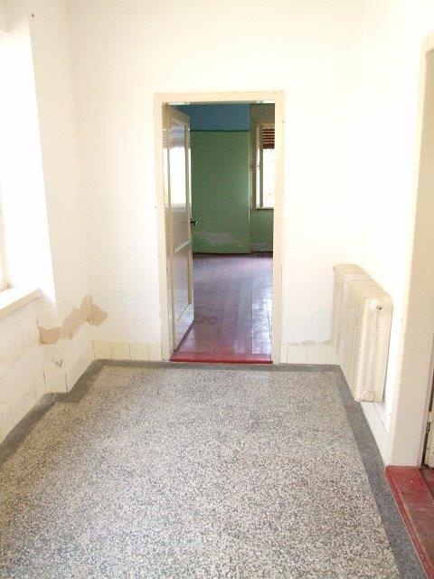 DRAŽBA 07.10.2014 o 10.00 hod., rodinný dom Moča, okres Komárno - náhľad
