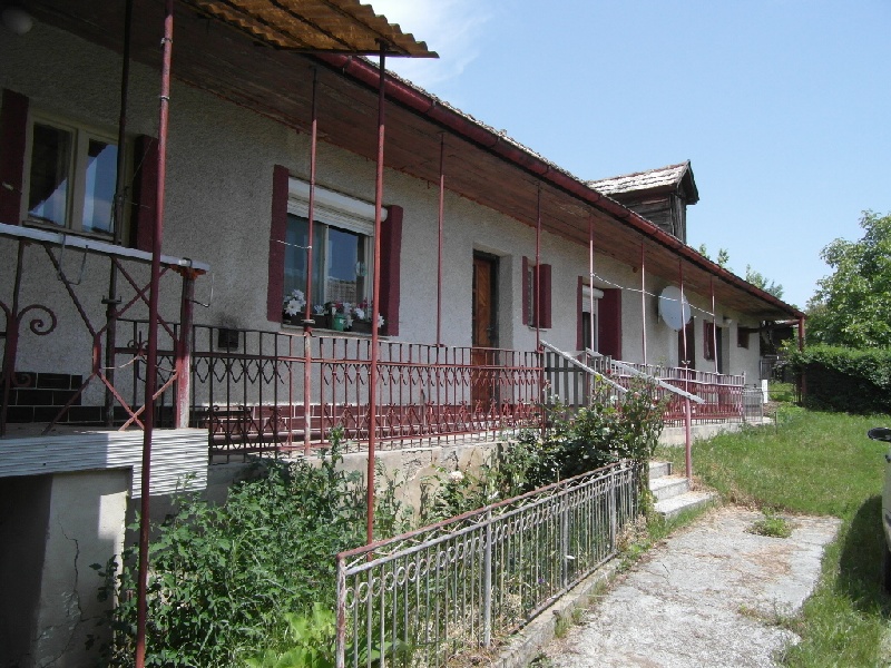 DRAŽBA 15.08.2016 o 14.00 hod. rodinný dom  Veľké Ozorovce, okres Trebišov - náhľad