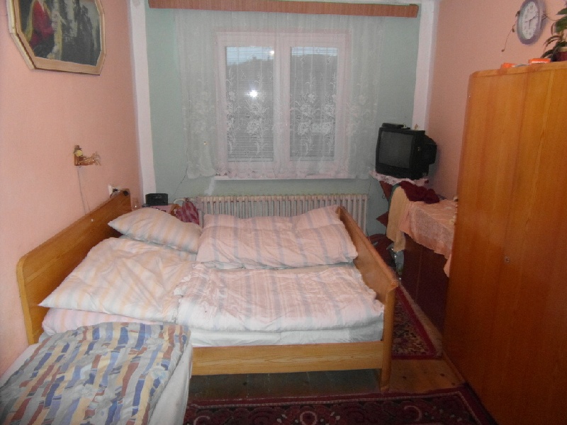 DRAŽBA 10.08.2015 o 10.00 hod., rodinný dom Skalité, okres Čadca - náhľad