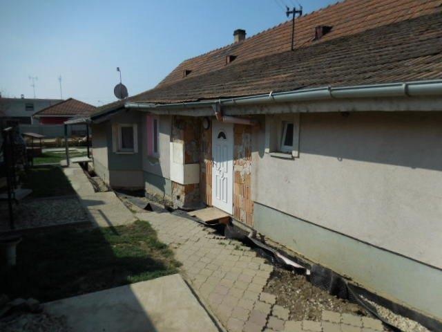 UPUSTENÉ!!! DRAŽBA 27.06.2019 o 13.00 hod., rodinný dom Košúty, okres Galanta - náhľad