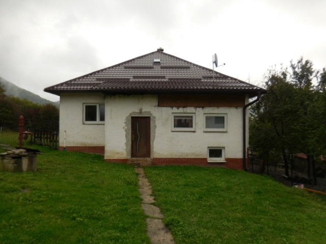 DRAŽBA 02.12.2022 o 11.00 hod., Rodinný dom Vranie, okres Žilina