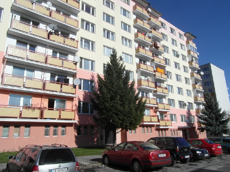 DRAŽBA 17.01.2013 o 11.00 hod., 2 izbový byt vo Zvolene, okres Zvolen