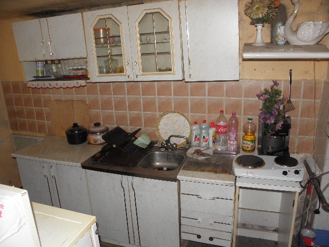 DRAŽBA 24.06.2015 o 13.00 hod., rodinný dom Kolárovo, okres Komárno - náhľad