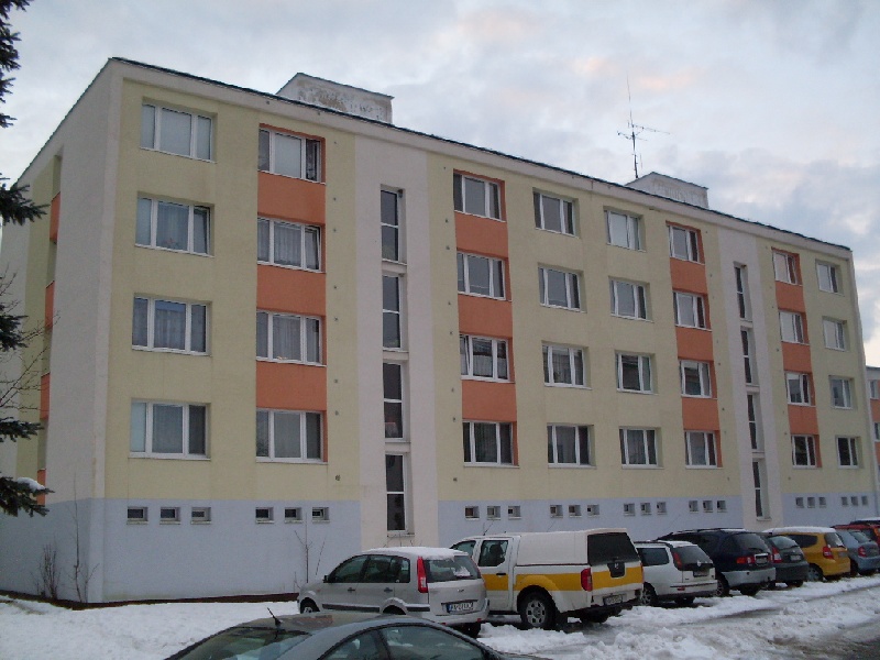 DRAŽBA 24.02.2011 o 09.00 hod., 1 izbový byt v Sliači