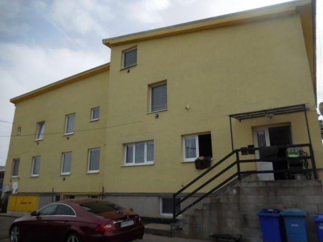 DRAŽBA 21.05.2018 o 11.00 hod., 2 izbový byt Hlohovec, okres Hlohovec