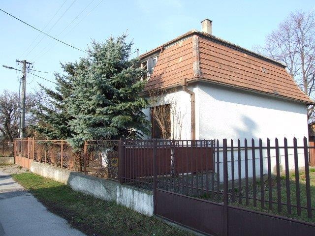 DRAŽBA 24.06. 2014 o 13.00 hod., rodinný dom Dunajská Streda, okres Dunajská Streda - náhľad